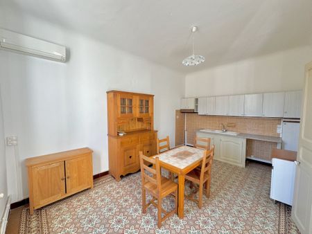 Location Maison 3 pièces 111m² VAISON LA ROMAINE 84110 - Photo 3