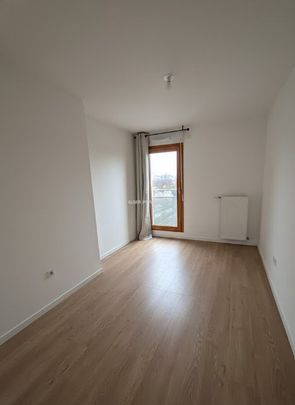 Location - appartement - 61.49 m² - 3 Pièces - Photo 1