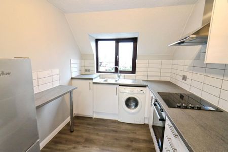 Studio to rent - Photo 3