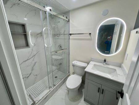 For Lease - 16 Denver Place, Toronto, Ontario - Photo 4