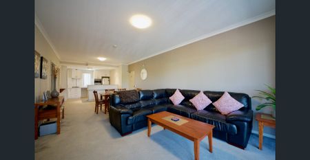 LUXURIOUSLY APPOINTED CORPORATE RESIDENCE* - Photo 5