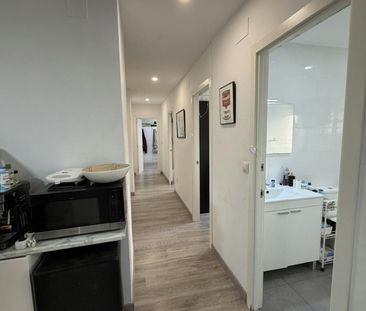 Piso de alquiler en C/ de Montitxelvo, Mont-Olivet - Photo 3