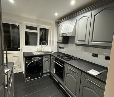 3 Bed Semi-Detached House, Dunsmore Road, LU1 - Photo 4