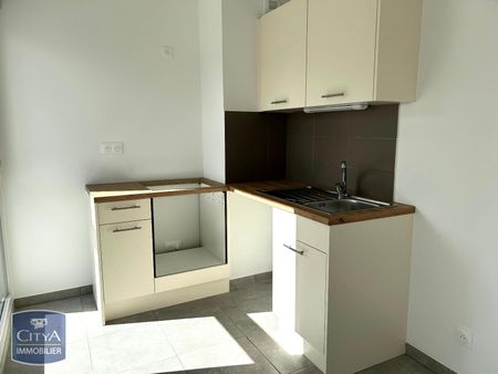 Location Appartement 3 pièces 62m² ST ETIENNE 42000 - Photo 3