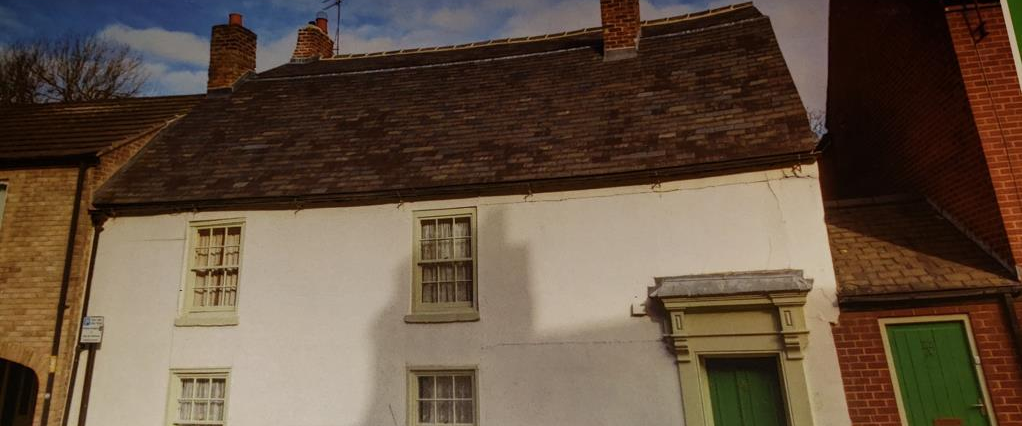 2 bedroom private hall to rent - Photo 1