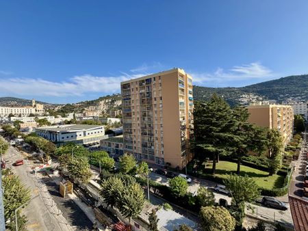 Location – Bel appartement 3 pièces proche de l’hôpital Pasteur - Photo 4