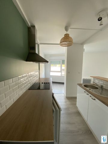 Location Appartement 2 pièces 49m² MONT ST AIGNAN 76130 - Photo 3