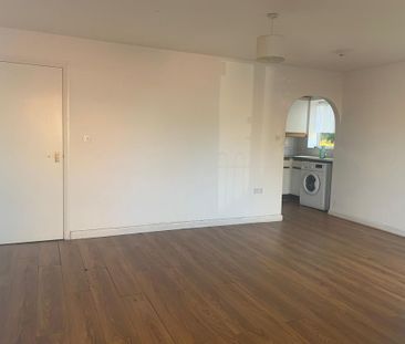 1 bedroom ground floor flat to rent - Photo 3