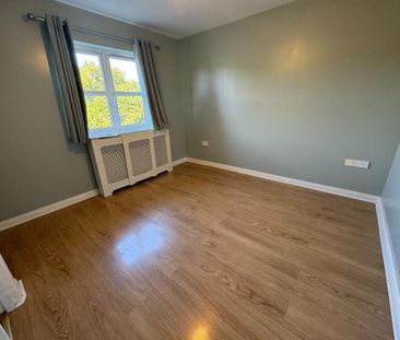 19 St Annes Road, Belfast, BT10 0PQ - Photo 2