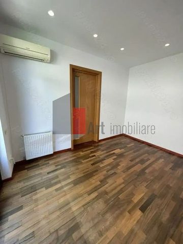 Casa de inchiriat in zona Mall Vitan - Fotografie 5