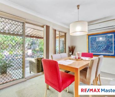 “Great Family Home” - Photo 1