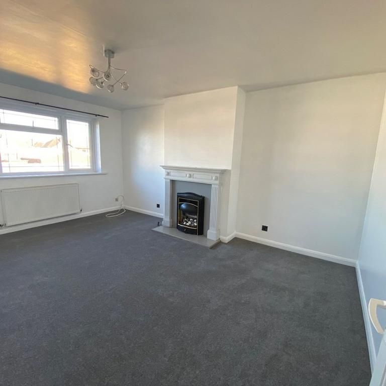 2 bedroom maisonette to rent - Photo 1