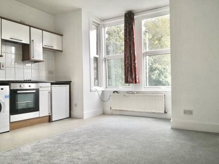 Fratton Road, Portsmouth - Photo 4