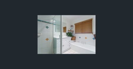 Family Home in Convenient Location! - Photo 4