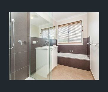 Spacious family home - Photo 5