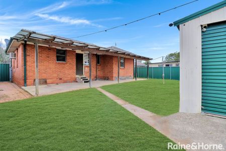 35 Bougainville Road, Lethbridge Park, NSW 2770 - Photo 4