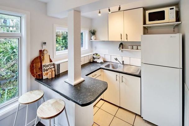 16 Marewa Road, Hataitai - Photo 1