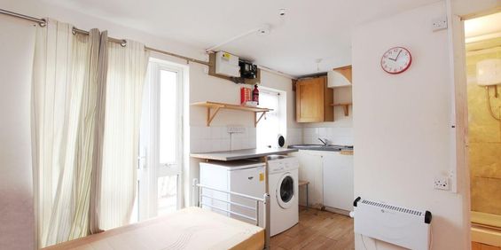 Studio to rent - Photo 3