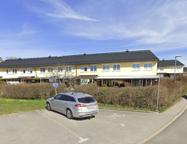 Sörgårdsvägen 25 - Photo 1