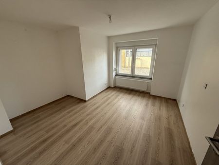 Appartement 5 pièces à Épiez-sur-Chiers - Photo 2