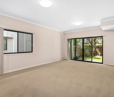 2/709 Oxley Road, Corinda QLD 4075 - Townhouse For Rent | Domain - Photo 2