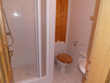 Pronájem bytu 1+kk 19 m² - Fotografie 4