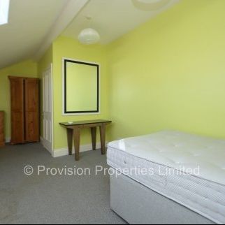 4 Bedroom Houses to rent Hyde Park - Photo 1