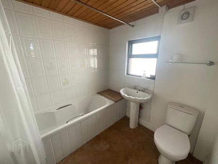132 Tennent Street, Belfast, BT13 3GE - Photo 3