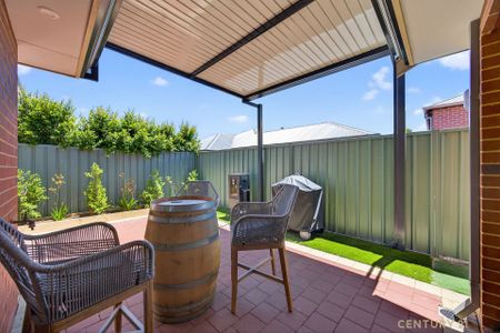 Great Home, Great Location! - Photo 4