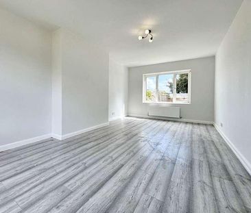 Turbary Park Avenue, Bournemouth, BH11 - Photo 1