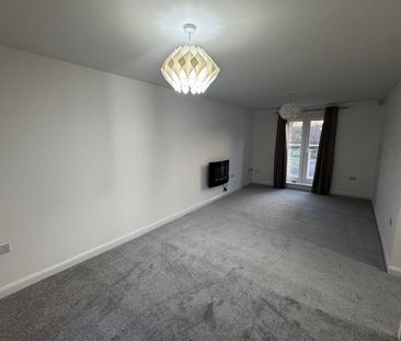 Golden Orchard, Halesowen, West Midlands - Photo 4