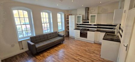 1 bedroom flat to rent - Photo 3