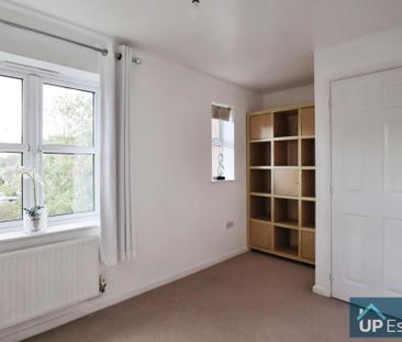 2 bedroom end of terrace house to rent - Photo 3