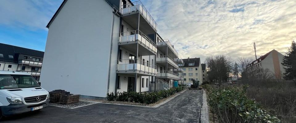 Neu Sanierte 3 Raumwohnungen große und kleine - Photo 1