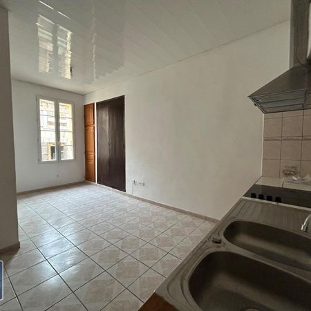 Location Appartement 1 pièce 33m² CARPENTRAS 84200 - Photo 3