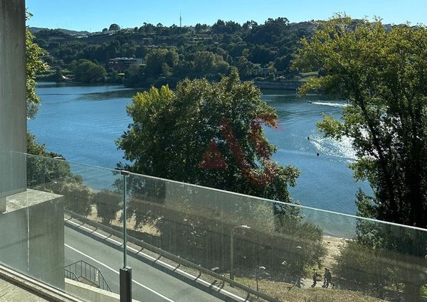 Apartamento T3 em Porto