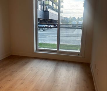 For Lease - 3088 William Cutmore Boulevard Unit# 112, Oakville, Ont... - Photo 5