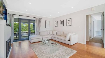 Comfort and lifestyle in the heart of Takapuna - Photo 5