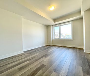 For Lease - 7 William Russell Lane, Richmond Hill, Ontario - Photo 3