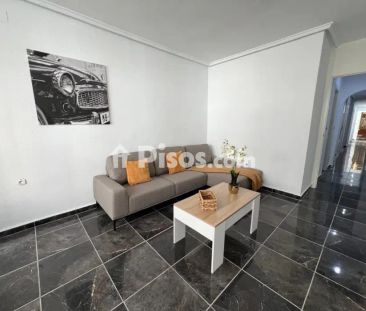 Piso en alquiler en Calle de Rafael de Riego - Photo 1