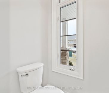 Townhouse For Lease | E8147426 - Photo 4