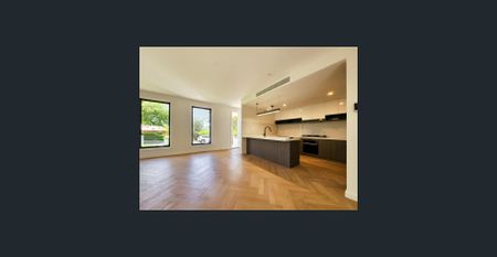 A Rare Rental Opportunity in a Prime Box Hill North Location! - Photo 4