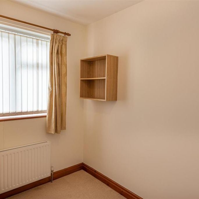 2 bedroom detached bungalow to rent - Photo 1