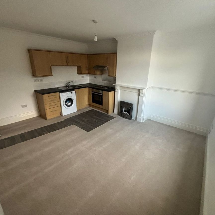 2 bed Apartment - To Let - Photo 1