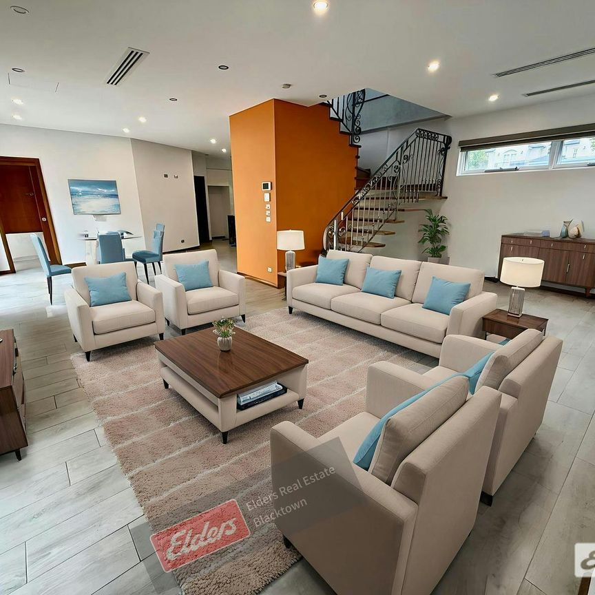 Quiet Street - Photo 1