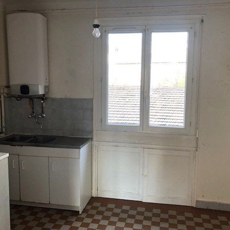 APPARTEMENT T3 A LOUER - Photo 3