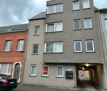 Sfeervol gelijkvloers appartement met 2 slaapkamers, terras en tuin... - Foto 3