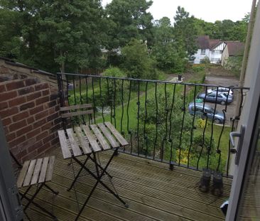 2 Bed - Flat 5, 35 Richmond Road, Headingley, Leeds - LS6 1BX - Stu... - Photo 3