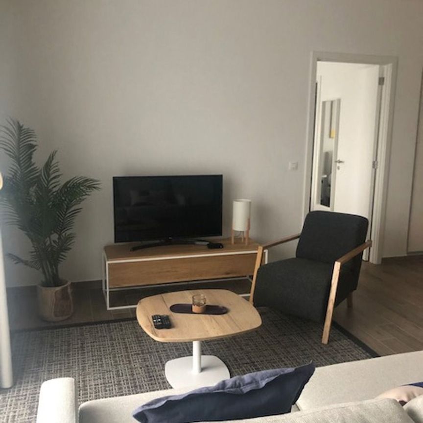 Appartement te huur in Sint-Stevens-Woluwe voor € 1.175 met 1 slaapkamer - Photo 1