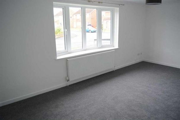 Baffam Gardens, Brayton, YO8 - Photo 1